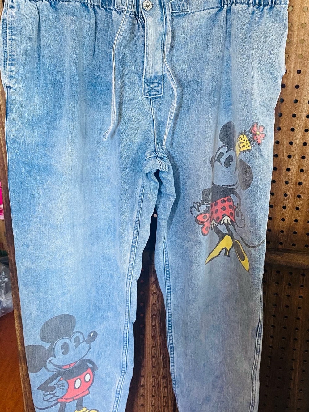 Light Wash Blue Women’s Denim Jogger Pants with Cartoon Print Size 38 waist X32